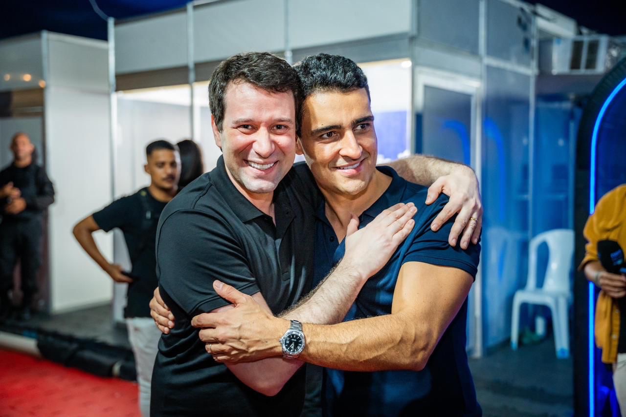 JOGADA DE MESTRE: DANIEL BARBOSADECLARA APOIO A JHC E FORTALECE AVANÇO NO AGRESTE E SERTÃO DE ALAGOAS