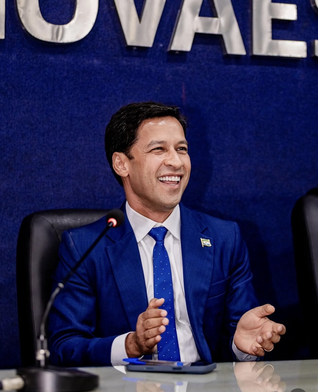 MUDANÇA NO COMANDO: RODRIGO CUNHA ASSUME PREFEITURA DE MACEIÓ APÓS RENÚNCIA DE JHC