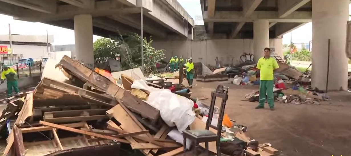 OPERAÇÃO DESMONTA “CRACOLÂNDIA” DE MACEIÓ E PRENDE SUSPEITOS NA PARTE ALTA DA CAPITAL