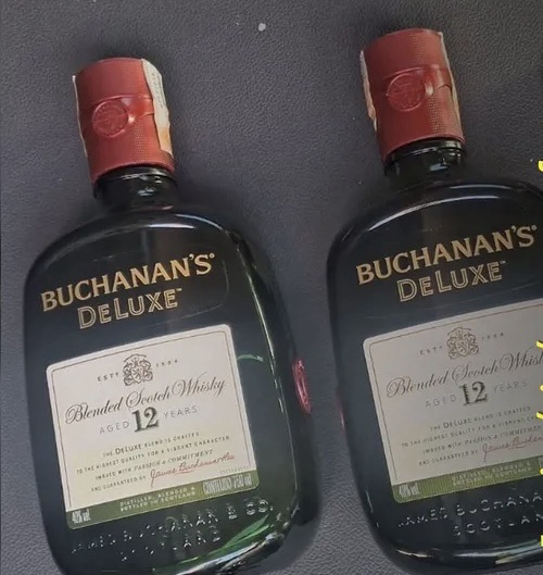 FUNCIONÁRIO DESVIA 32 GARRAFAS DE WHISKY E ACABA PRESO EM SUPERMERCADO DE Maceió