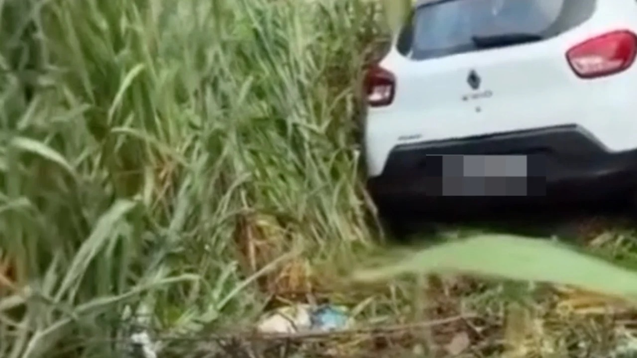 MADRUGADA DE TERROR: CARRO CAPOTA NA LADEIRA DA MOENDA E ASSUSTA MORADORES EM MACEIÓ