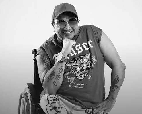 MORTE DE KINHO DO RODO COMOVE FÃS E MARCA O FIM DE UMA TRAJETÓRIA MARCANTE NA MÚSICA POPULAR
