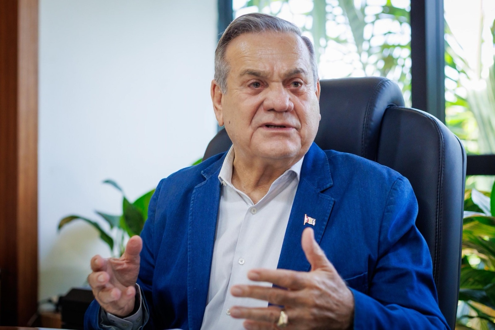 LESSA DIZ QUE JHC PODE APOIAR LULA, MAS PONTO CENTRAL É: NÃO É SOBRE DIREITA OU ESQUERDA, NEM LULA OU BOLSONARO – LESSA NÃO É JHC
