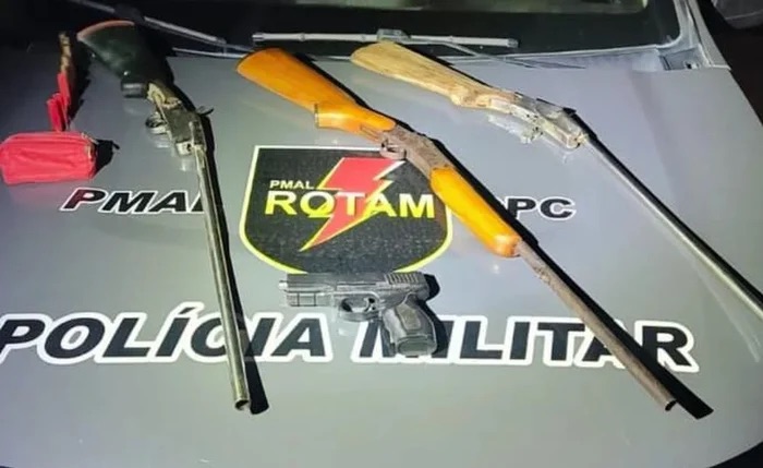 PM DE ALAGOAS DESMANTELA FÁBRICA CLANDESTINA DE ARMAS EM PILAR E APREENDE ESPINGARDAS