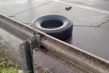 MULHER MORRE APÓS SER ATINGIDA POR PNEU DE ÔNIBUS NA PONTE QUE LIGA ALAGOAS E SERGIPE