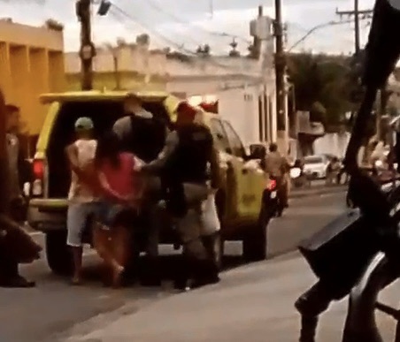MULHER É PRESA APÓS MATAR O MARIDO E ESFAQUEAR O CUNHADO EM SÃO LUÍS DO QUITUNDE