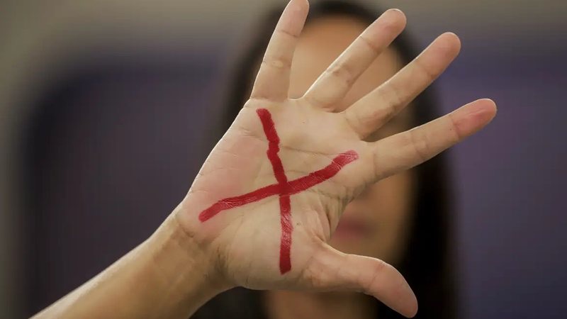HOMEM É PRESO APÓS CLIENTE DENUNCIAR IMPORTUNAÇÃO SEXUAL EM ESTABELECIMENTO NA JATIÚCA