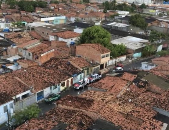 GRÁVIDA E FILHO AMEAÇADOS DE MORTE: SUSPEITO TENTA SE ESCONDER DA PM, MAS ACABA PRESO EM ALAGOAS