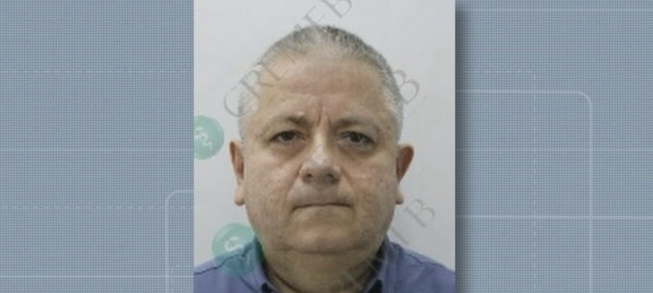 MÉDICO É PRESO APÓS PACIENTE DESCOBRIR ÓCULOS COM CÂMERA DURANTE EXAME GINECOLÓGICO EM SALVADOR