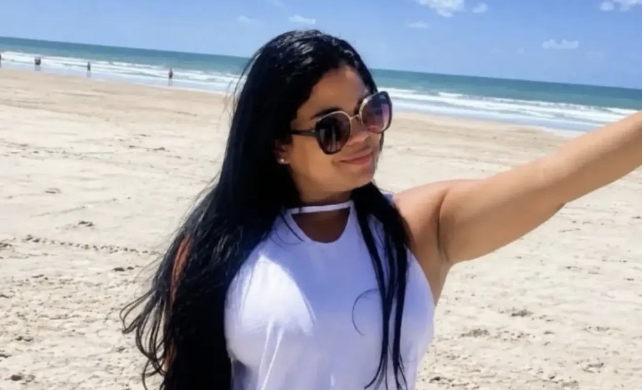 MULHER É EXECUTADA A TIROS DENTRO DE CASA APÓS DOIS HOMENS INVADIREM RESIDÊNCIA EM TEOTÔNIO VILELA