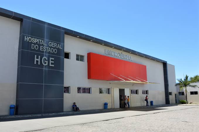 HOMEM É BALEADO ENQUANTO CONSERTAVA MOTOCICLETA EM BORRACHARIA NO TABULEIRO DO MARTINS
