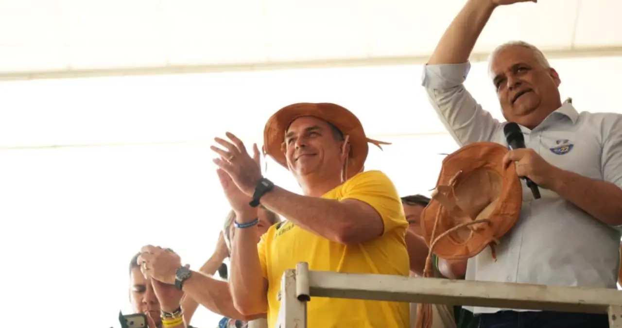 ALFREDO GASPAR DECLARA APOIO A FLÁVIO BOLSONARO E DIZ QUE SENADOR PODE TRANSFORMAR O NORDESTE