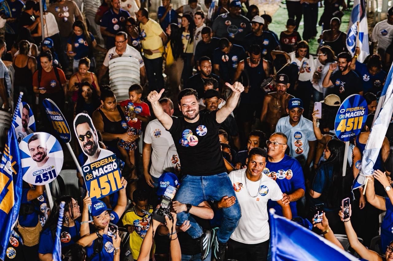 Chico Filho recebe apoio de multidão na Zona Sul