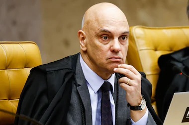 MORAES APARECE COMO RESPONSÁVEL POR ALTERAÇÃO EM CONTRATO DE R$ 130 MILHÕES ENTRE ESCRITÓRIO DA ESPOSA E DANIEL VORCARO