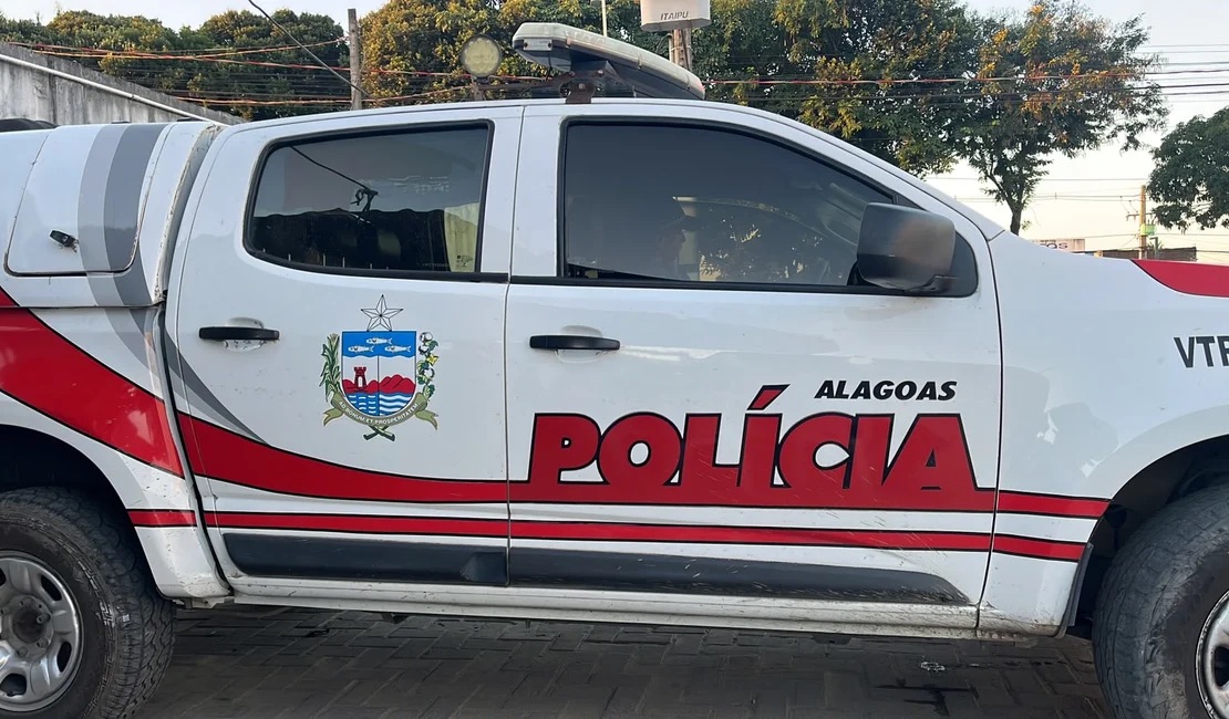 SUSPEITO DE VÁRIOS ARROMBAMENTOS É PRESO DURANTE OPERAÇÃO NO CENTRO DE MACEIÓ