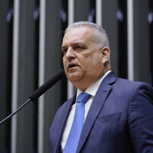 ALFREDO GASPAR COBRA TRANSPARÊNCIA SOBRE CONTRATAÇÃO NO MINISTÉRIO DA IGUALDADE RACIAL