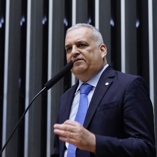 CÂMARA APROVA EMENDA DE ALFREDO GASPAR QUE GARANTE MULTA DE 20% PARA CONCESSIONÁRIAS EM CASOS DE APAGÃO