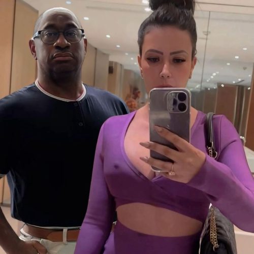 JOÃO NETO APARECE COM NOVO AMOR APÓS FASE CONTURBADA: “VIVENDO UM SONHO COM O ADVOGADO MAIS AMADO DO BRASIL”