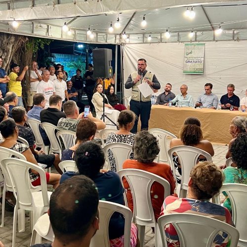 LEONARDO DIAS DEFENDE REALOCAÇÃO DE MORADORES DOS FLEXAIS EM AUDIÊNCIA PÚBLICA