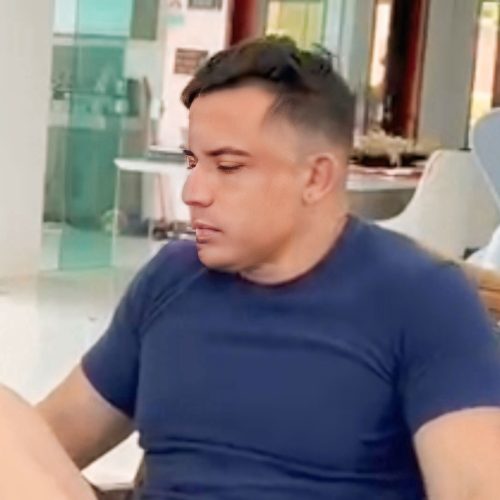 APÓS DESCUMPRIR MEDIDAS JUDICIAIS, INFLUENCIADOR KEL FERRETI SE APRESENTA E É PRESO EM MACEIÓ