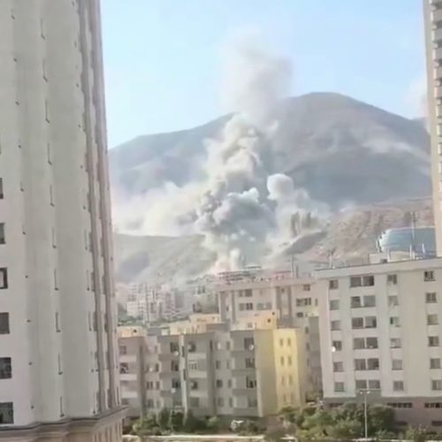 VÍDEO MOSTRA ATAQUE MASSIVO DE ISRAEL CONTRA MONTANHAS PRÓXIMAS A TEERÃ, ALVO PODE ESCONDER INSTALAÇÃO ESTRATÉGICA DO REGIME IRANIANO