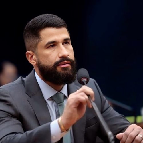 VÍDEO: FÁBIO COSTA PARTE PRA CIMA DOS CORRUPTOS DO INSS: CPI VAI DESMASCARAR QUEM ROUBA APOSENTADOS E OSTENTA MILHÕES NAS REDES