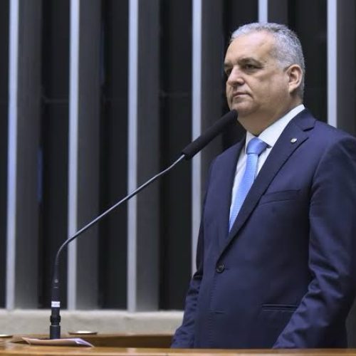 ALFREDO GASPAR COBRA POSIÇÃO FIRME DO GOVERNADOR DE ALAGOAS COMBATER CRIMINALIDADE APÓS ATAQUE NA PAJUÇARA
